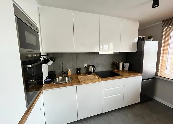 Blekitna 格丁尼亚